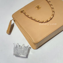 画像をギャラリービューアに読み込む, No.2453-Chanel Vintage Calfskin Handbag
