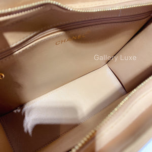 No.2453-Chanel Vintage Calfskin Handbag