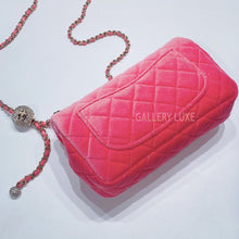 이미지를 갤러리 뷰어에 로드 , No.3460-Chanel Pearl Crush Mini Flap Bag 20cm (Brand New / 全新貨品)
