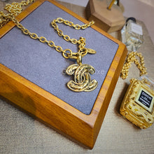 Load image into Gallery viewer, No.2325-Chanel Vintage Classic CC Necklace
