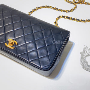 No.2713-Chanel Vintage Lambskin Flap Bag