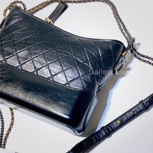No.2714-Chanel Medium Gabrielle Hobo Bag