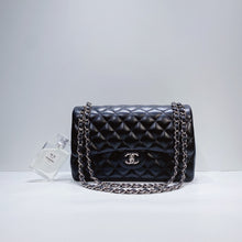 Load image into Gallery viewer, No.3580-Chanel Lambskin Classic Jumbo Double Flap Bag
