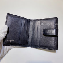 Load image into Gallery viewer, No.3116-Chanel Caviar Short Wallet
