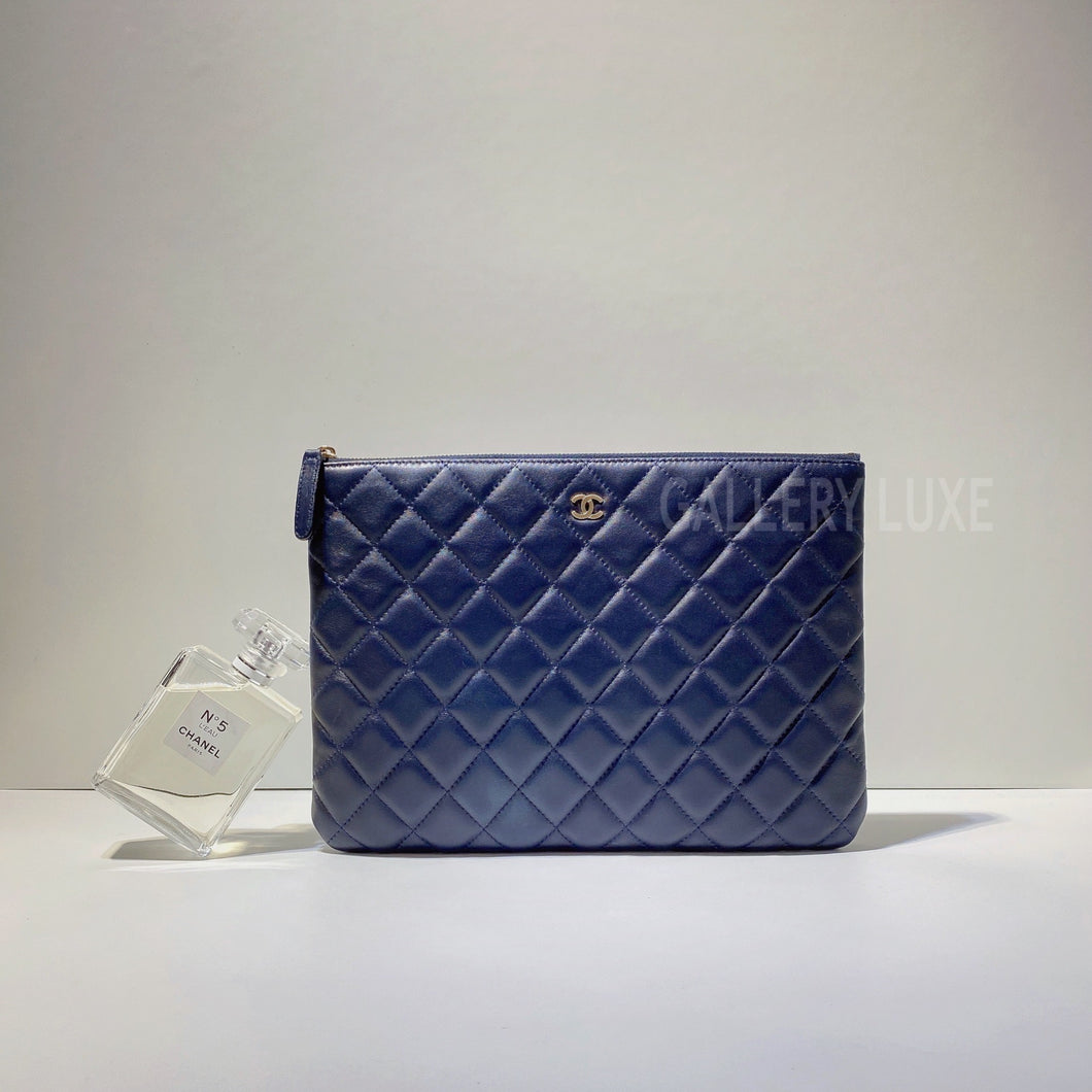 Chanel Metallic Caviar Quilted Small Zipped Boy Pouch Navy