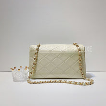 将图片加载到图库查看器，No.3286-Chanel Vintage Lambskin Envelope Flap Bag
