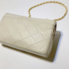 将图片加载到图库查看器，No.3286-Chanel Vintage Lambskin Envelope Flap Bag
