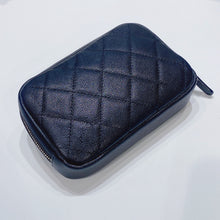 Load image into Gallery viewer, No.3594-Chanel Caviar Coco Beauty Pouch
