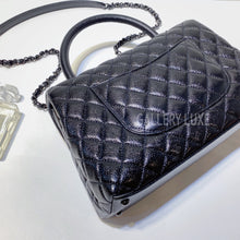 Load image into Gallery viewer, No.3052-Chanel Medium So Black Coco Handle
