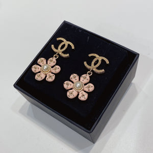 No.3588-Chanel Coco Mark Drop Gold Flower Earrings