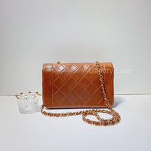 將圖片載入圖庫檢視器 No.2632-Chanel Vintage Lambskin Diana Bag 22cm
