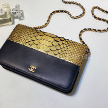 Load image into Gallery viewer, No.3058-Chanel Timeless Classic Duo Wallet On Chain
