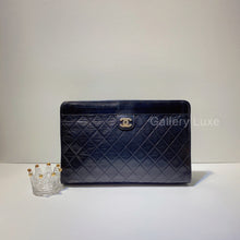 Load image into Gallery viewer, No.2740-Chanel Vintage Lambskin Clutch
