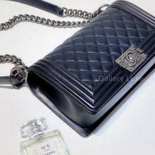 Load image into Gallery viewer, No.2741-Chanel Lambskin Boy 25cm
