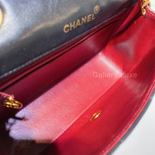 画像をギャラリービューアに読み込む, No.2190-Chanel Vintage Lambskin Diana 23cm
