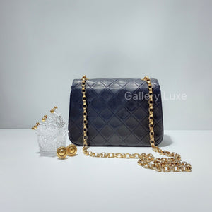 No.2460-Chanel Vintage Lambskin Flap Bag
