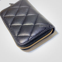 Load image into Gallery viewer, No.2737-Chanel Lambskin O Coins Purse
