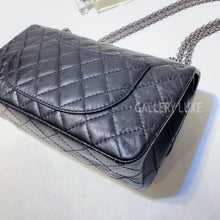 將圖片載入圖庫檢視器 No.3077-Chanel Limited Lucky Charm Reissue 2.55 Flap Bag

