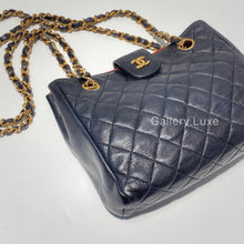将图片加载到图库查看器，No.2463-Chanel Vintage Lambskin Shoulder Bag
