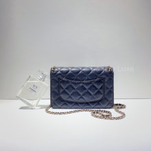 Load image into Gallery viewer, No.2757-Chanel Running Chain Wallet on Chain
