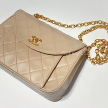 将图片加载到图库查看器，No.2155-Chanel Vintage Lambskin Flap Bag
