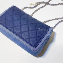Load image into Gallery viewer, No.2752-Chanel Medallion Graphic Flap Bag
