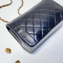 Load image into Gallery viewer, No.2717-Chanel Vintage Lambskin Diana Bag 25cm
