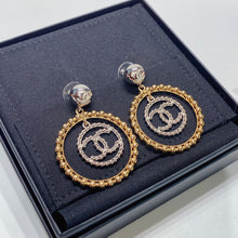 将图片加载到图库查看器，No.3465-Chanel Metal Round Coco Mark Earrings (Brand New / 全新貨品)

