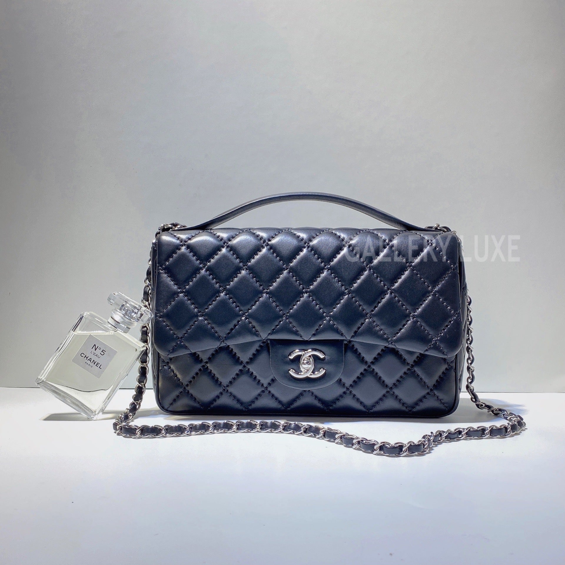 Chanel easy best sale carry flap bag