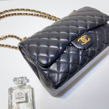 Load image into Gallery viewer, No.2744-Chanel Lambskin Classic Jumbo Flap Bag
