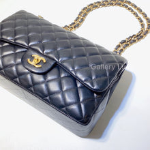 이미지를 갤러리 뷰어에 로드 , No.2744-Chanel Lambskin Classic Jumbo Flap Bag
