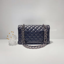 画像をギャラリービューアに読み込む, No.2466-Chanel Caviar Classic Flap Bag 25cm
