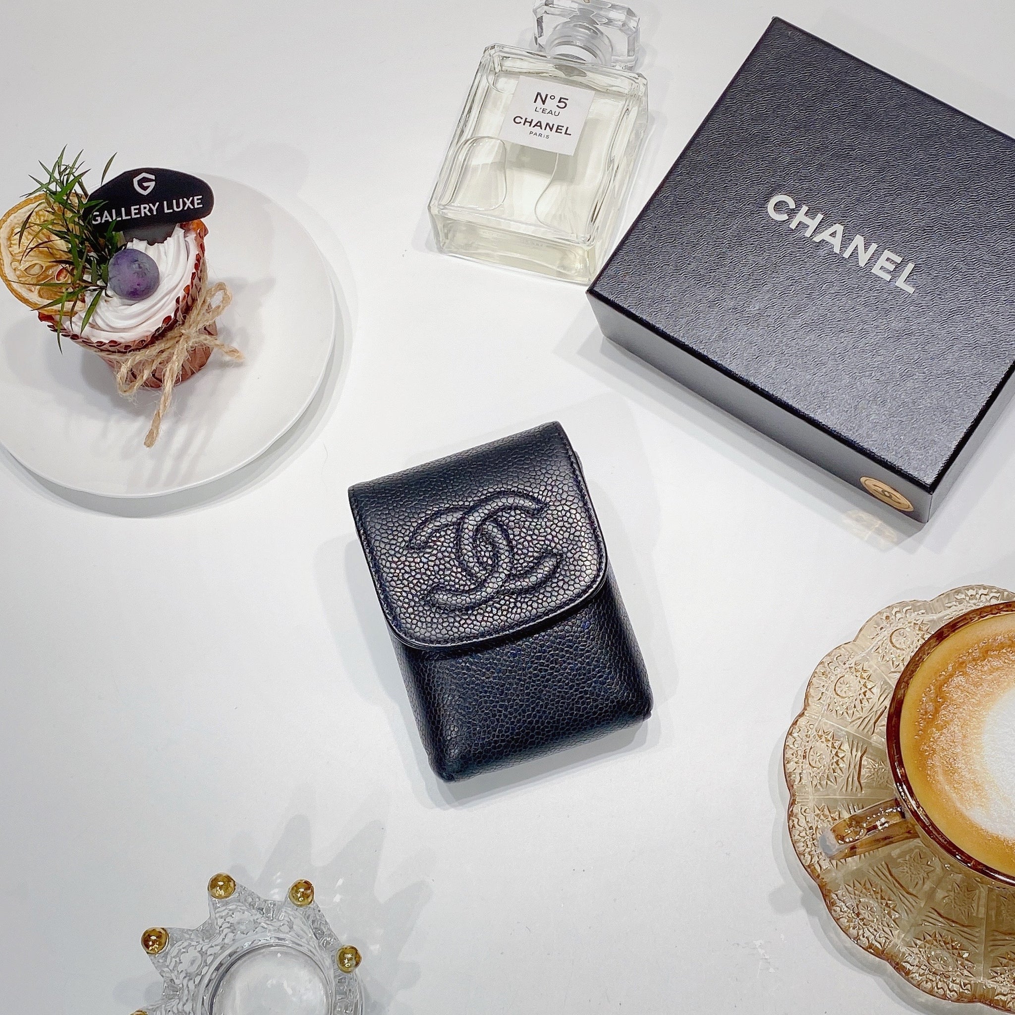 No.3447-Chanel Vintage Caviar Cigarette Case – Gallery Luxe