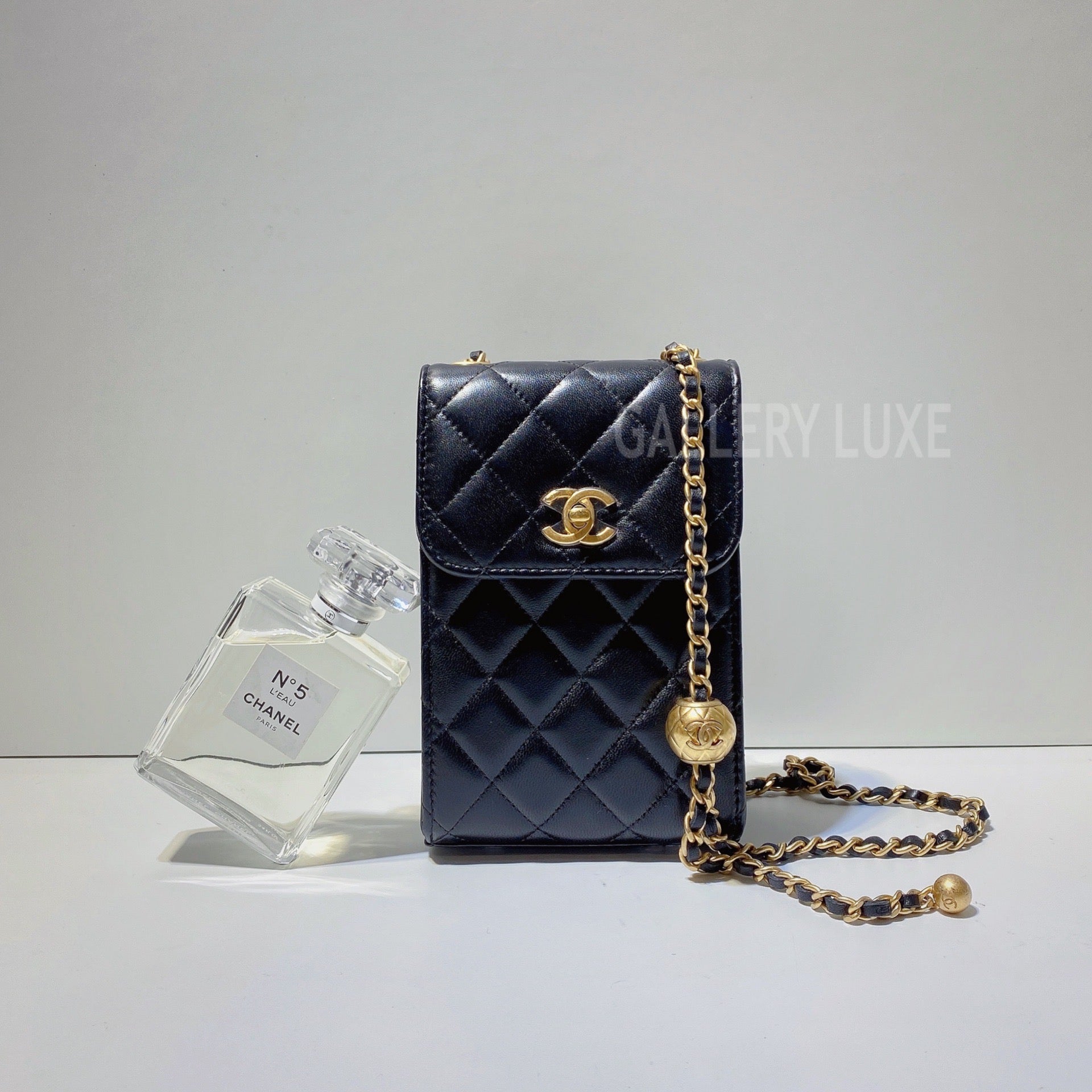 Chanel Phone Holder Pearl Crush Lambskin Quilted With Chain Black