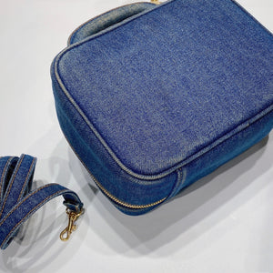 No.3490-Chanel Vintage Denim Small Vanity Case