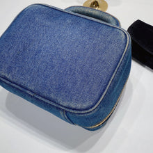 Load image into Gallery viewer, No.3490-Chanel Vintage Denim Small Vanity Case
