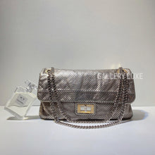 Load image into Gallery viewer, No.3047-Chanel Metallic Perforated Leather Drill Flap Bag
