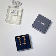 画像をギャラリービューアに読み込む, No.3096-Chanel Gold Drop Star Earrings
