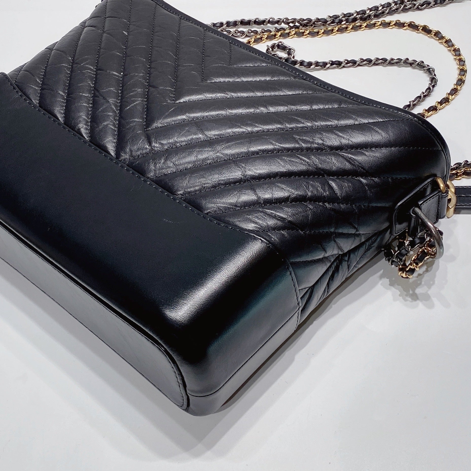 Gabrielle Small Chevron Metallic Leather Hobo Bag – Poshbag Boutique