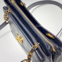 Load image into Gallery viewer, No.2475-Chanel Vintage Caviar Shoulder Bag
