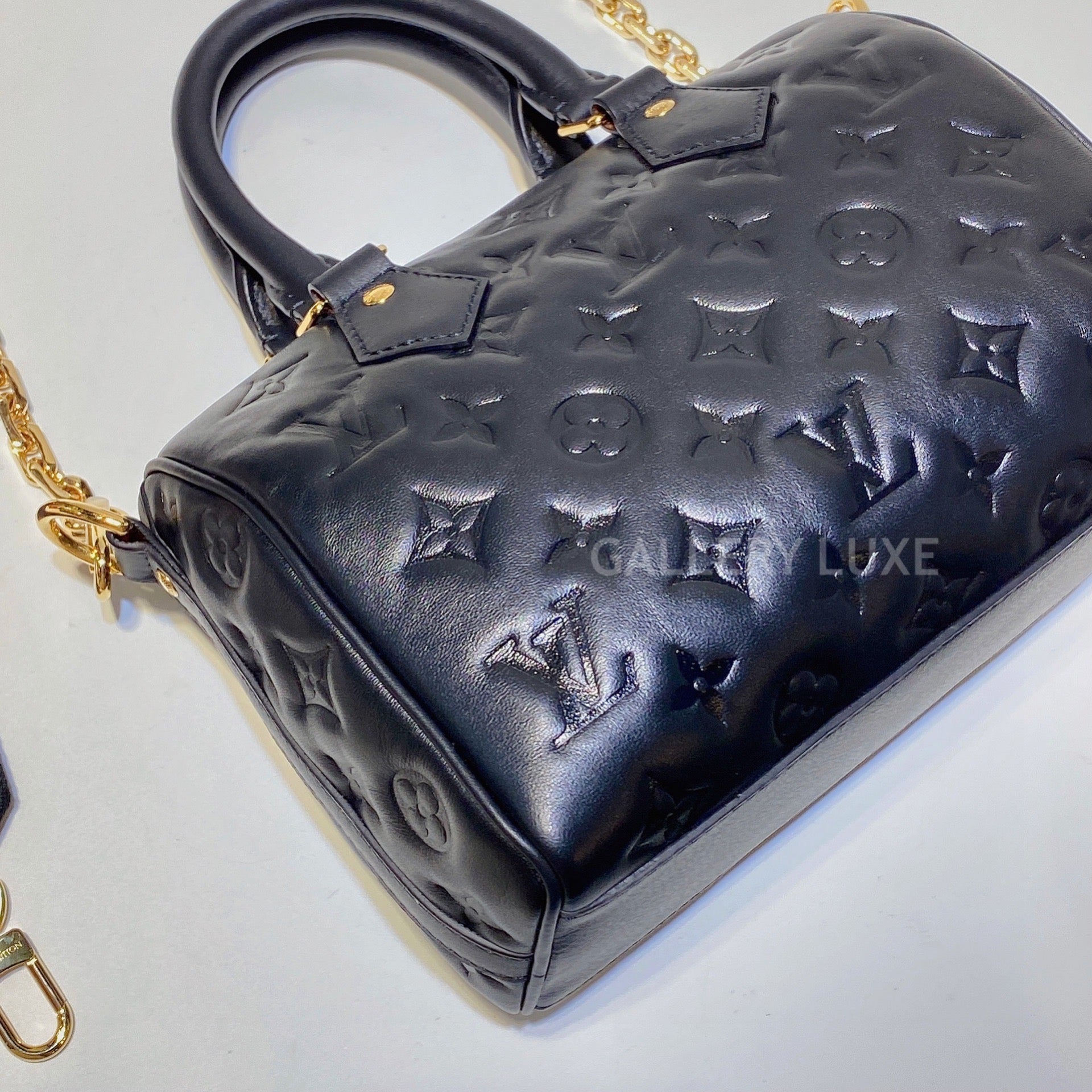 No.3094-Louis Vuitton Speedy Bandouliere 22 – Gallery Luxe