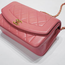 将图片加载到图库查看器，No.001328-Chanel Vintage Lambskin Diana Bag 22cm
