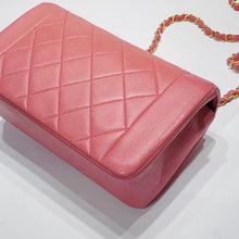 将图片加载到图库查看器，No.001328-Chanel Vintage Lambskin Diana Bag 22cm
