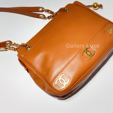 Load image into Gallery viewer, No.2473-Chanel Vintage Lambskin 3CC Shoulder Bag
