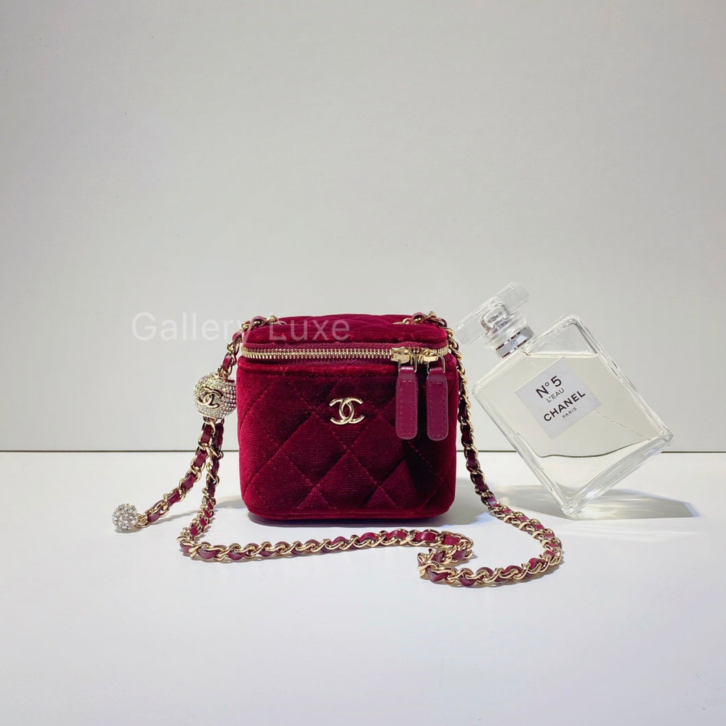 No.2769-Chanel Pearl Crush Clutch With Chain
