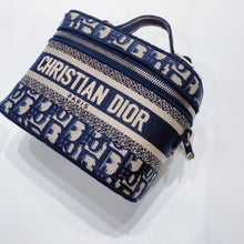 将图片加载到图库查看器，No.3617-Christian Dior Small Oblique Embroidery Travel Vanity
