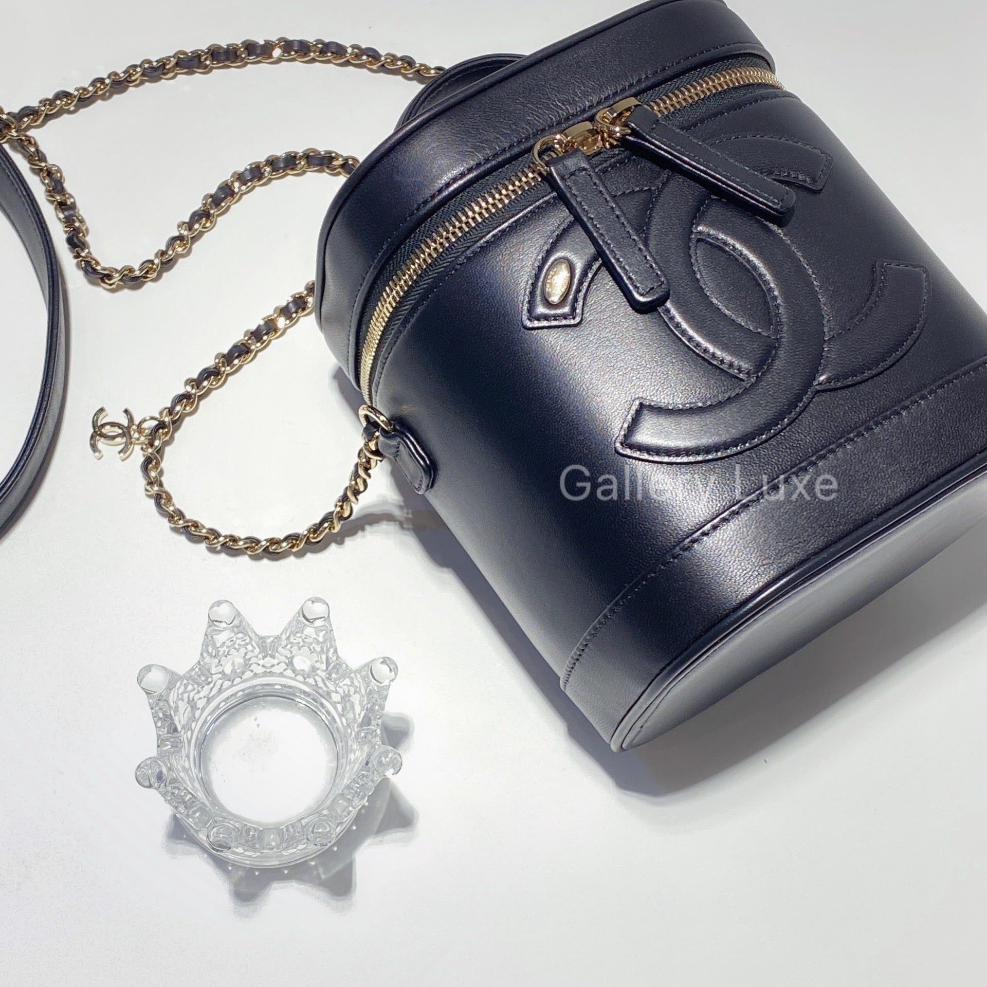 No.2499-Chanel CC Mania Vanity Case – Gallery Luxe