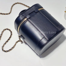 Load image into Gallery viewer, No.2499-Chanel CC Mania Vanity Case
