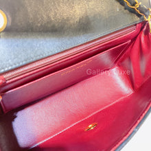 画像をギャラリービューアに読み込む, No.2777-Chanel Vintage Lambskin Diana Bag 22cm
