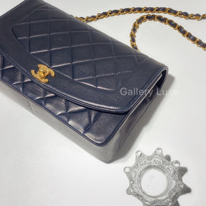 No.2483-Chanel Vintage Diana 25cm
